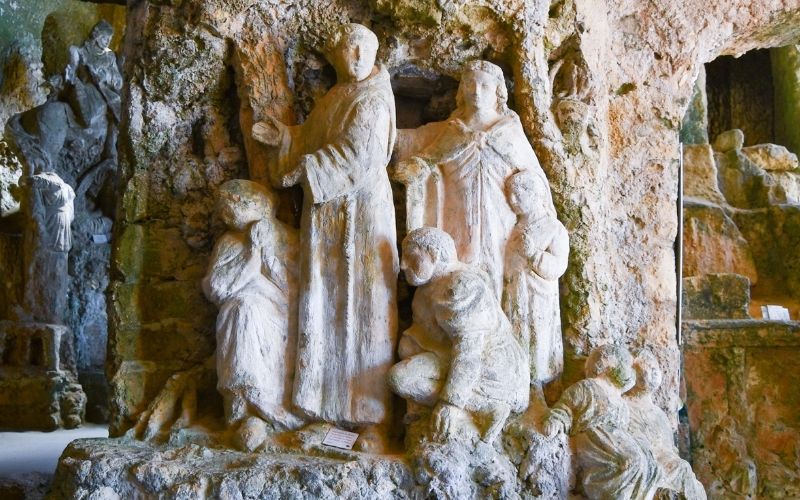 Chiesa di Piedigrotta a Pizzo Calabro